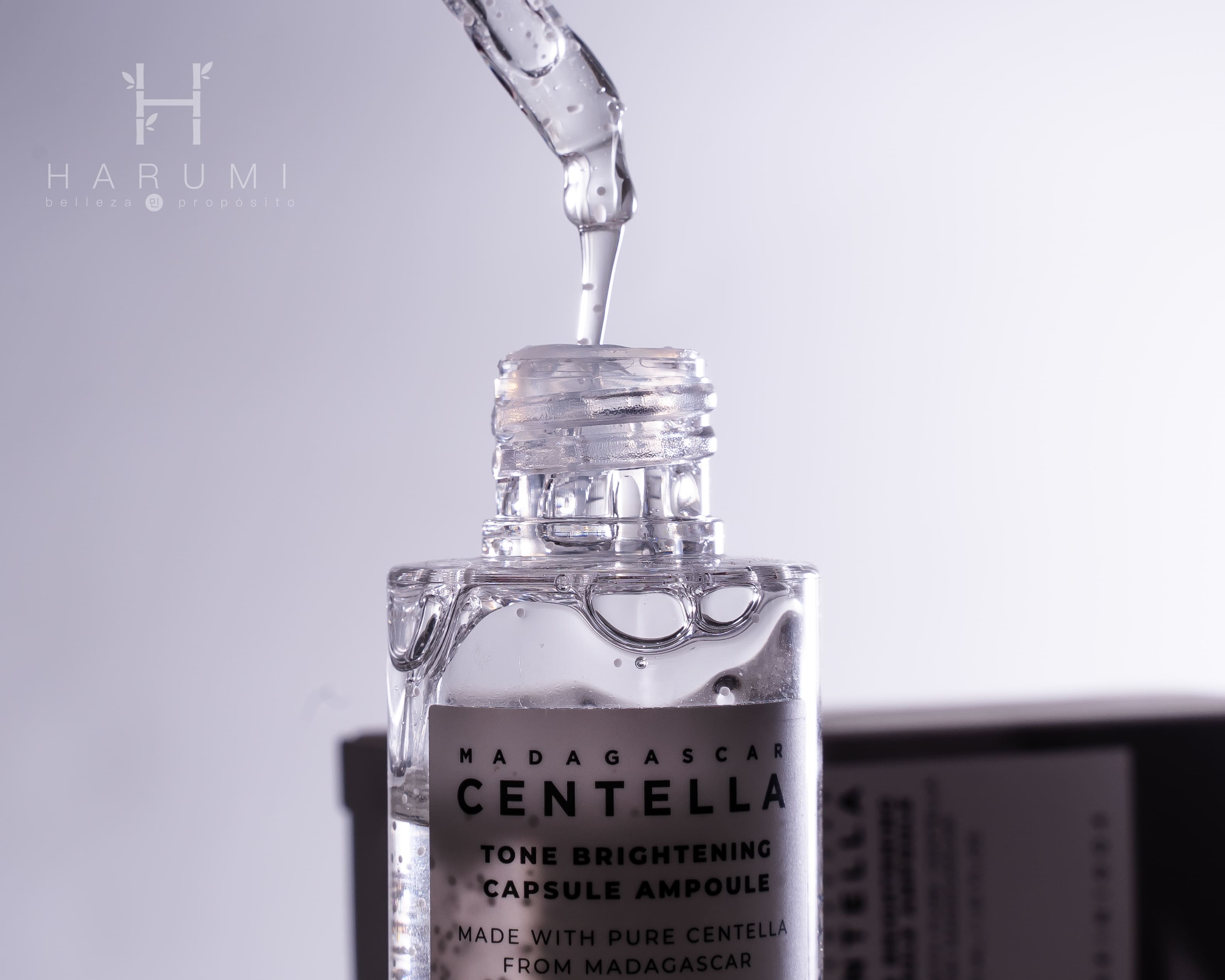 Skin1004 Madagascar Centella Tone Brightening Capsule Ampoule