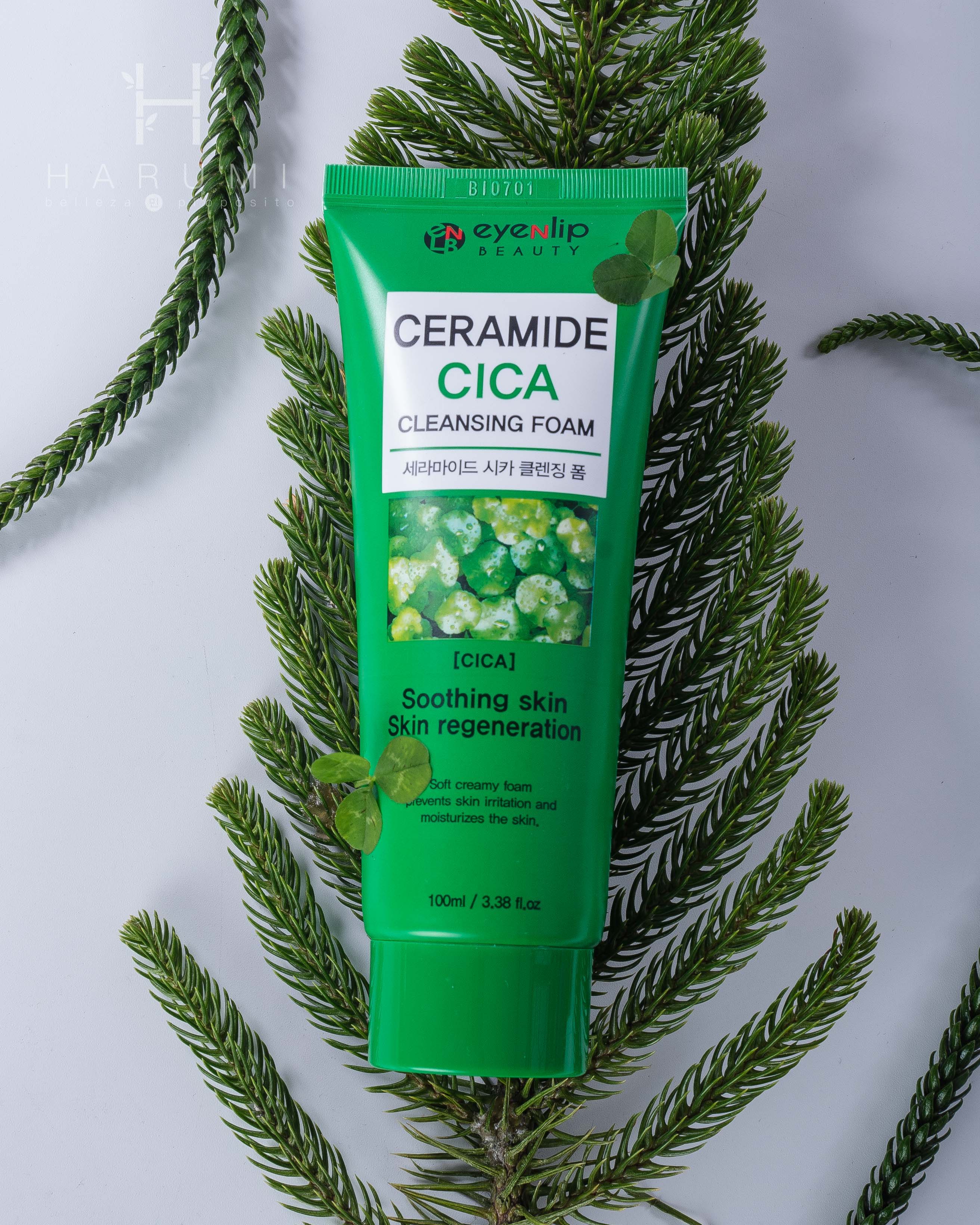 Jabón acuoso facial de Eyenlip con Centella Asiática - Eyenlip 
