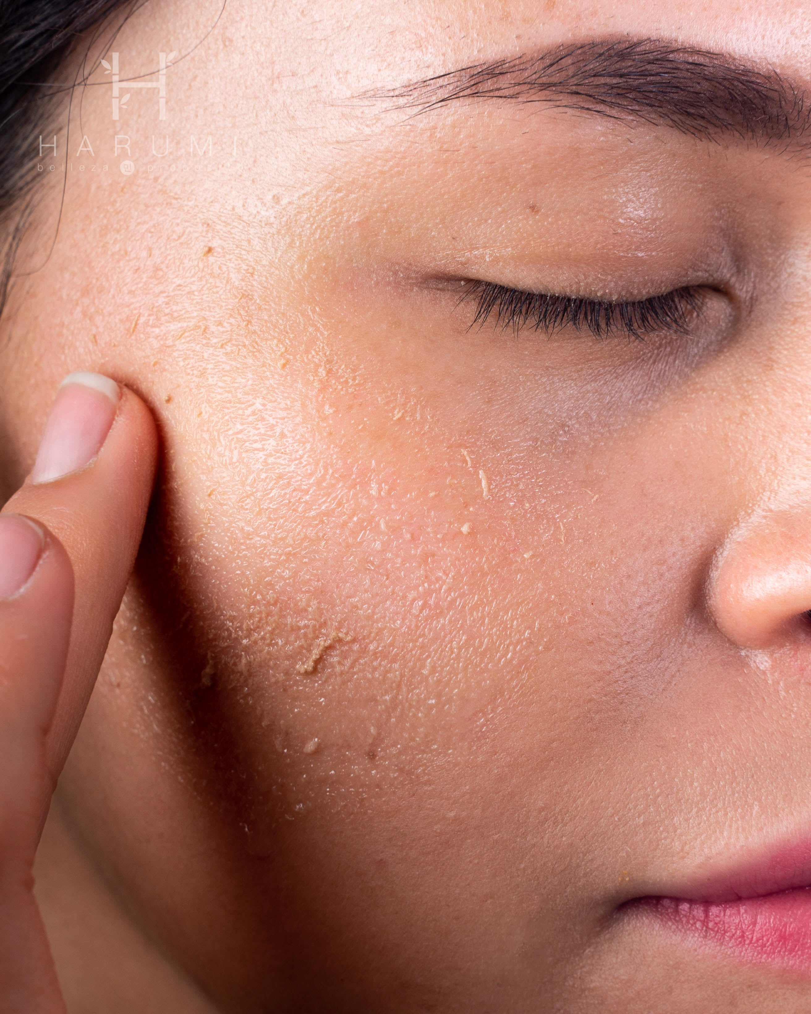 Maxclinic Prohyaluron Peeling Gel Skincare maquillaje productos de belleza coreanos en Colombia kbeauty