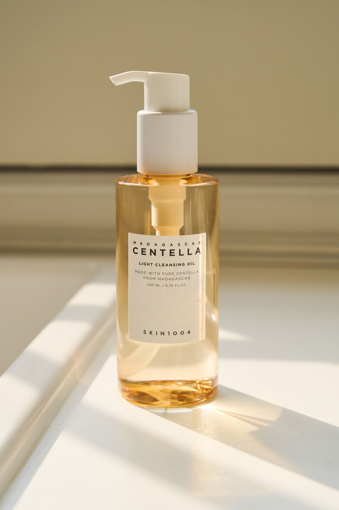 Skin1004 Madagascar Centella Light Cleansing Oil