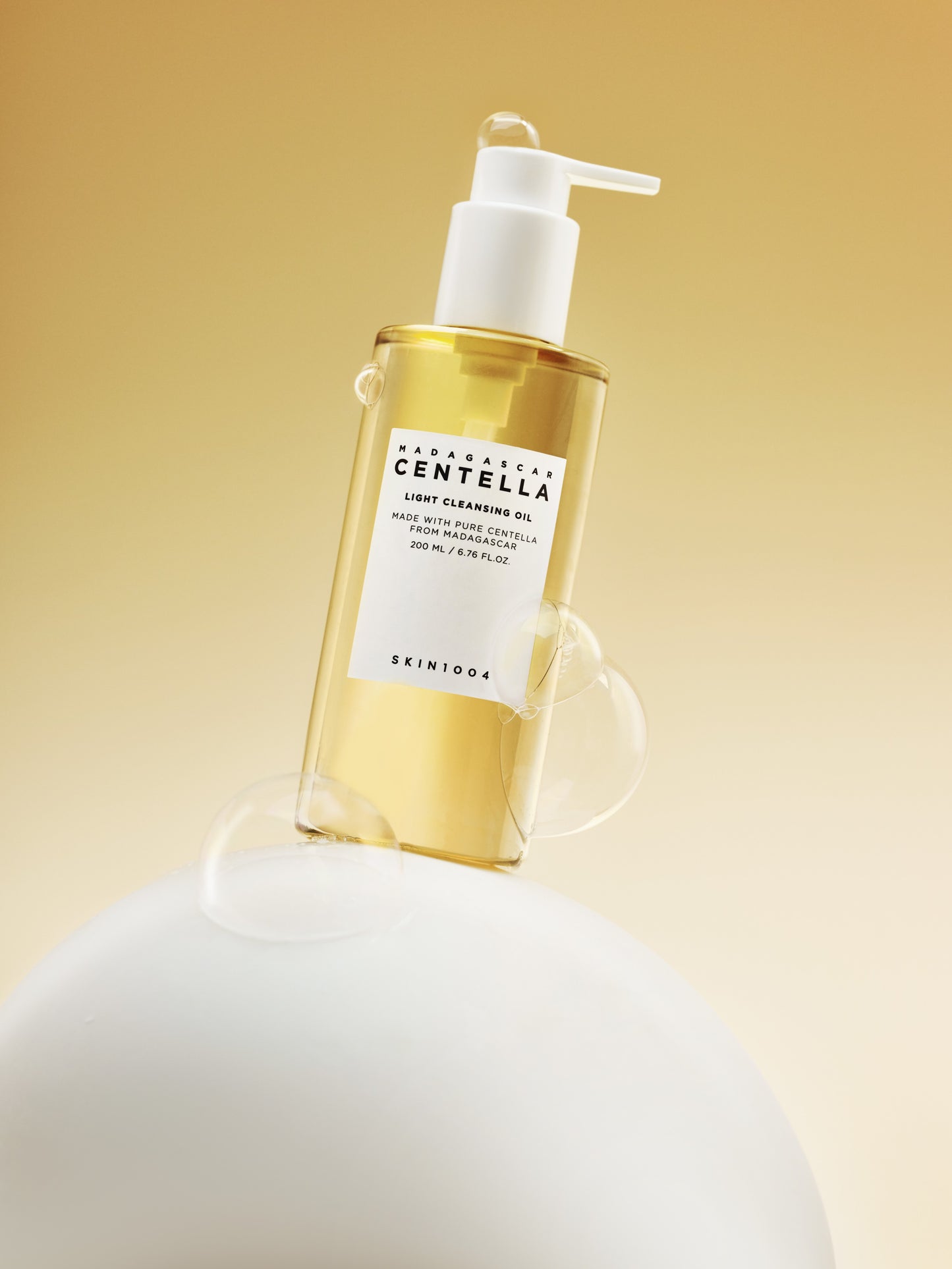 Skin1004 Madagascar Centella Light Cleansing Oil