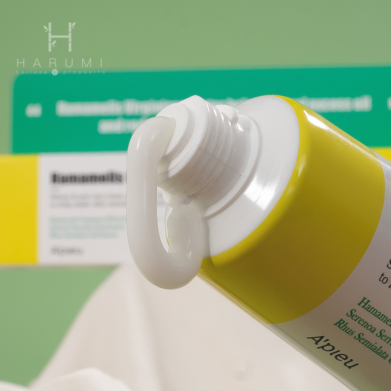 Hidratante facial de Apieu - Apieu Hamamelis cream | Harumi Skincare ...