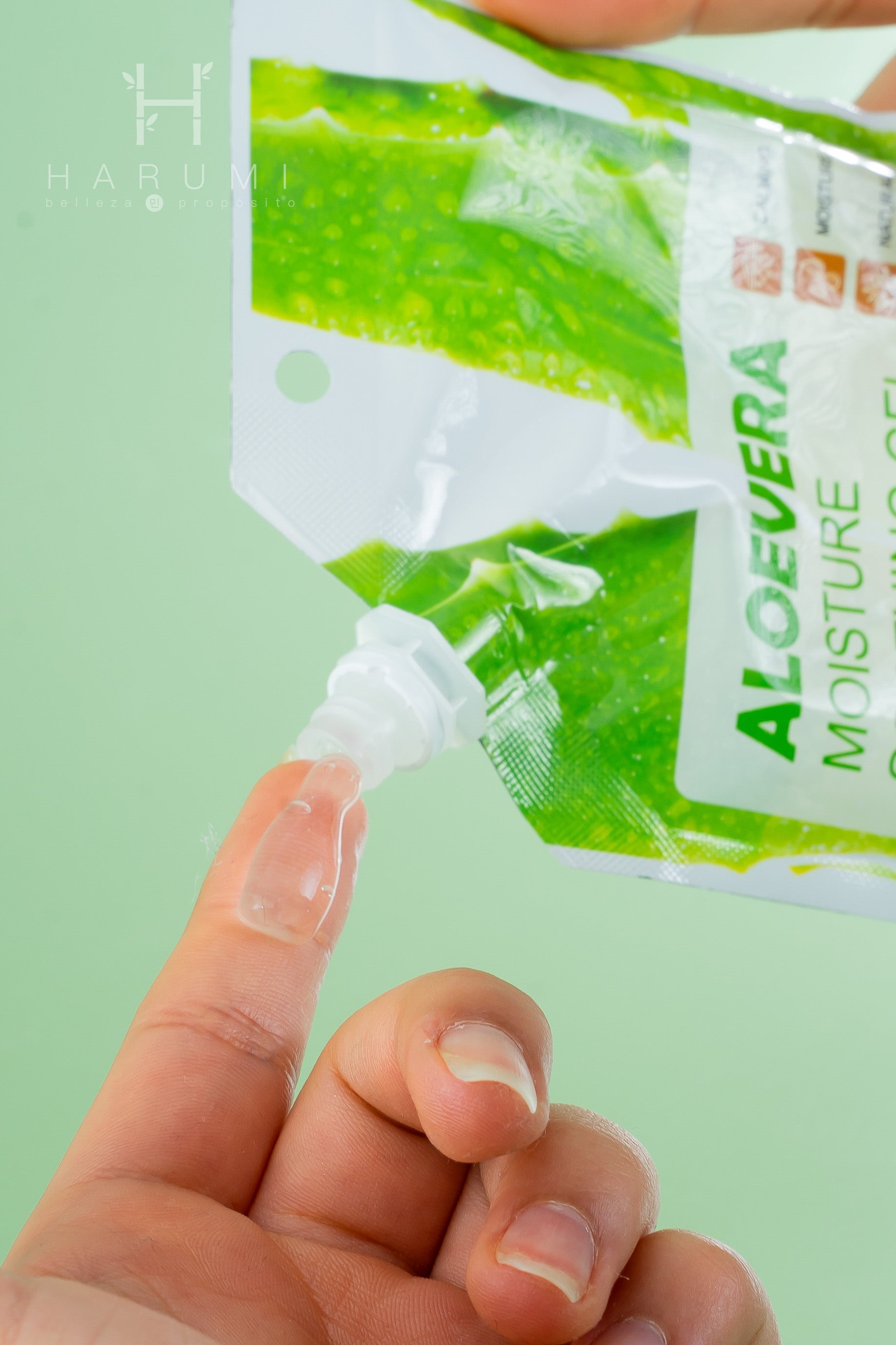 Farmstay Aloevera Moisture Soothing Gel