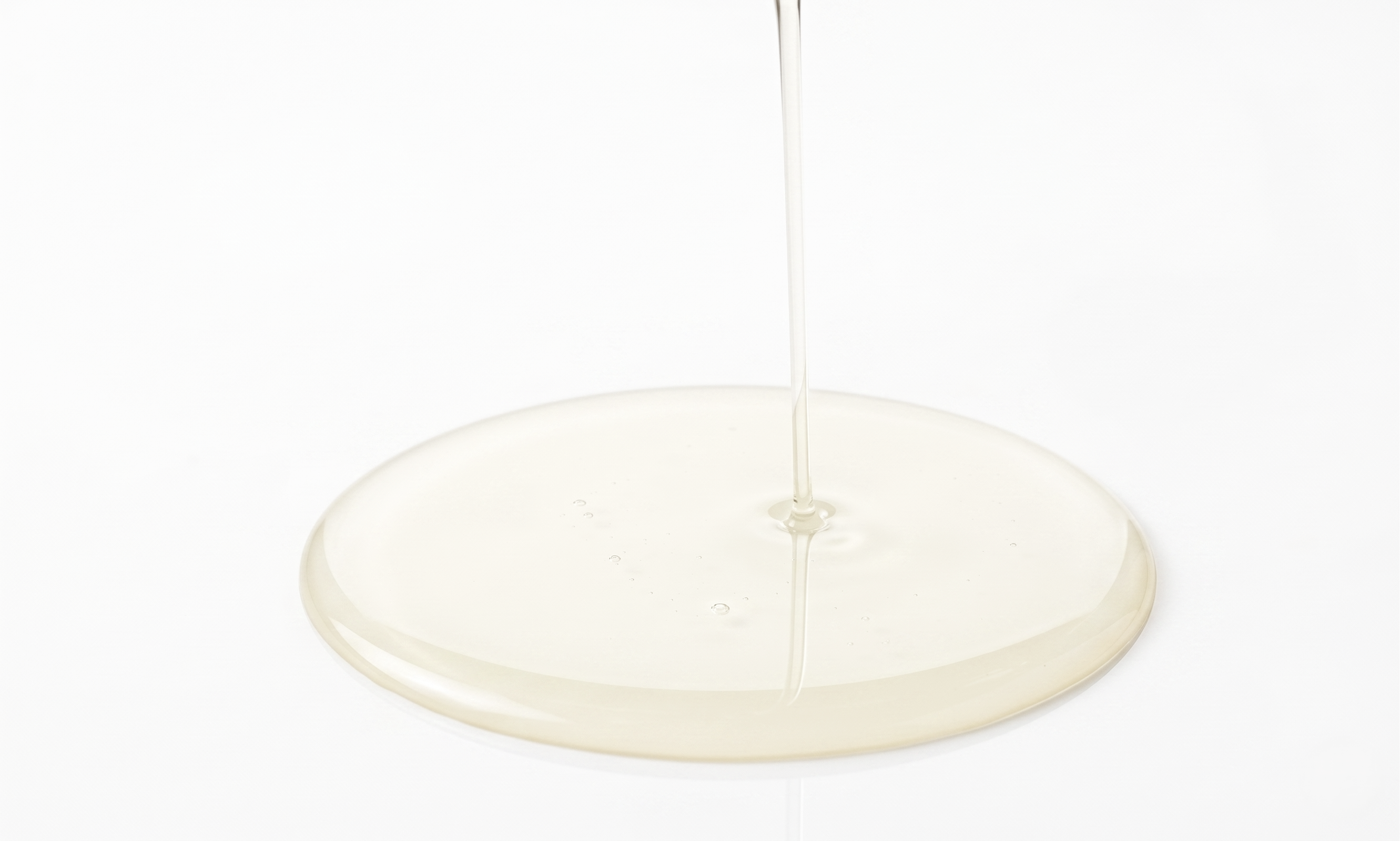 Harumi Tea Tree Pore Cleansing Oil