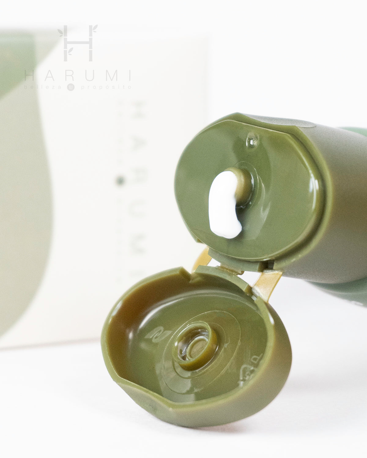 Harumi Ginseng Aqua Sun Cream SPF50