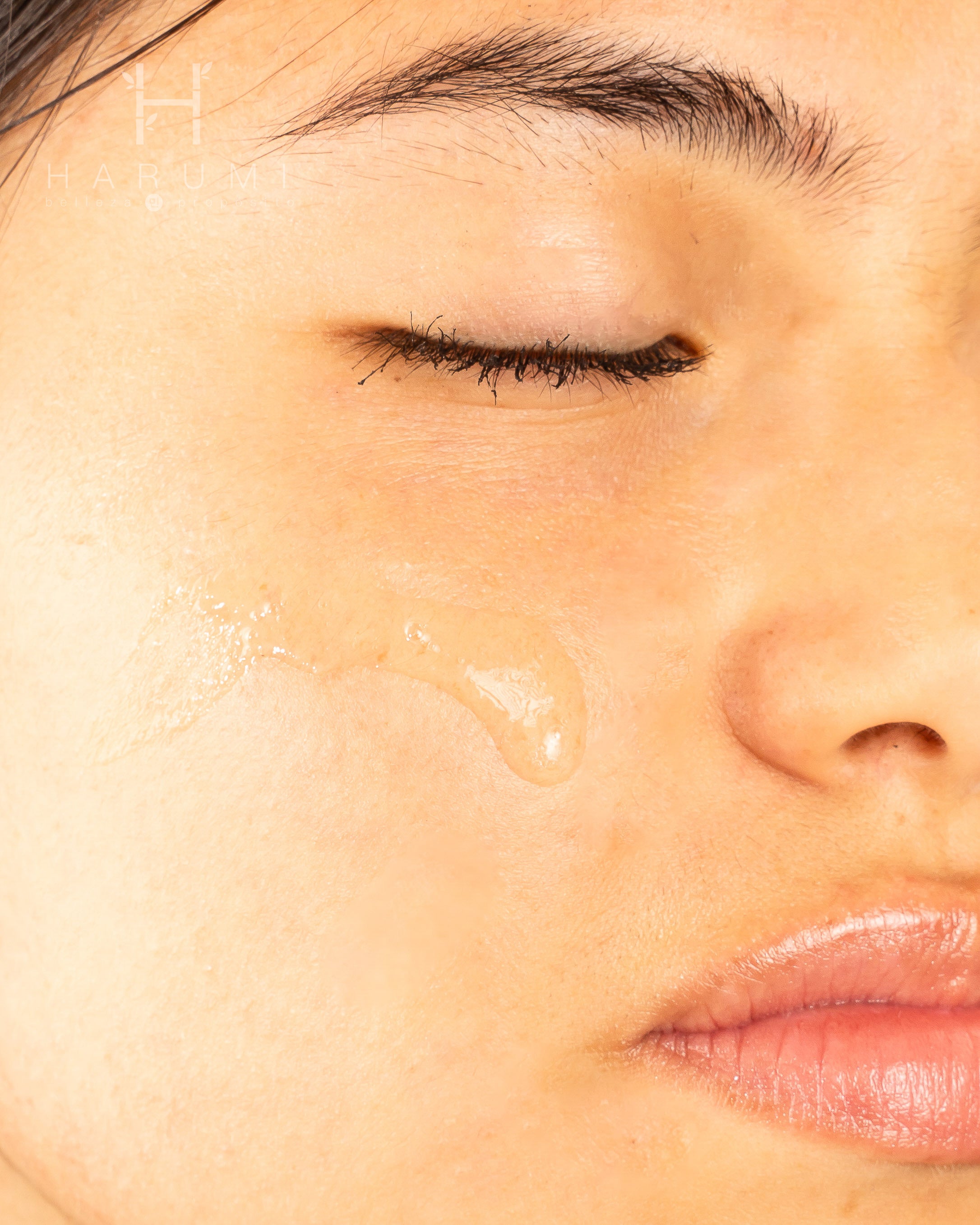 Maxclinic Rose Vitamin Brightening Oil Foam