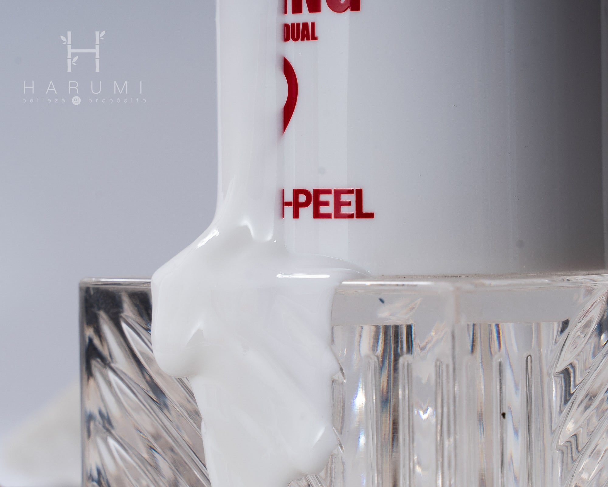 Medipeel Tranex Toning 9 Essence Dual